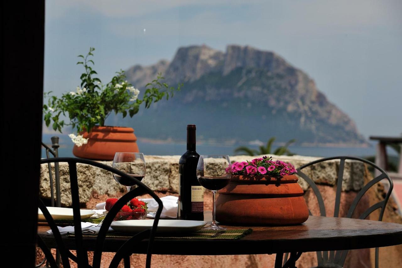 Residence L'Ea Di Lavru - Appartamenti Mono-Bilo-Trilocali 포르토산파울로 외부 사진