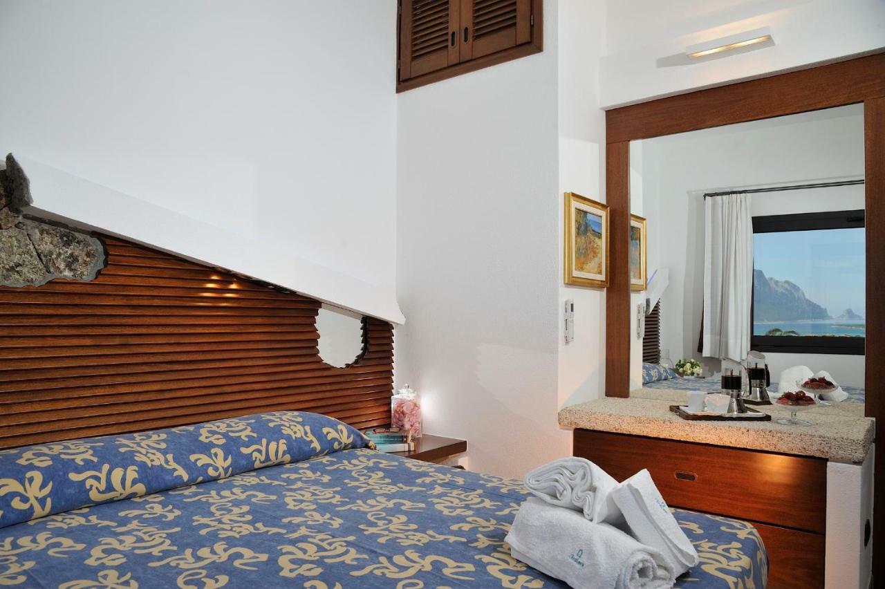 Residence L'Ea Di Lavru - Appartamenti Mono-Bilo-Trilocali 포르토산파울로 외부 사진