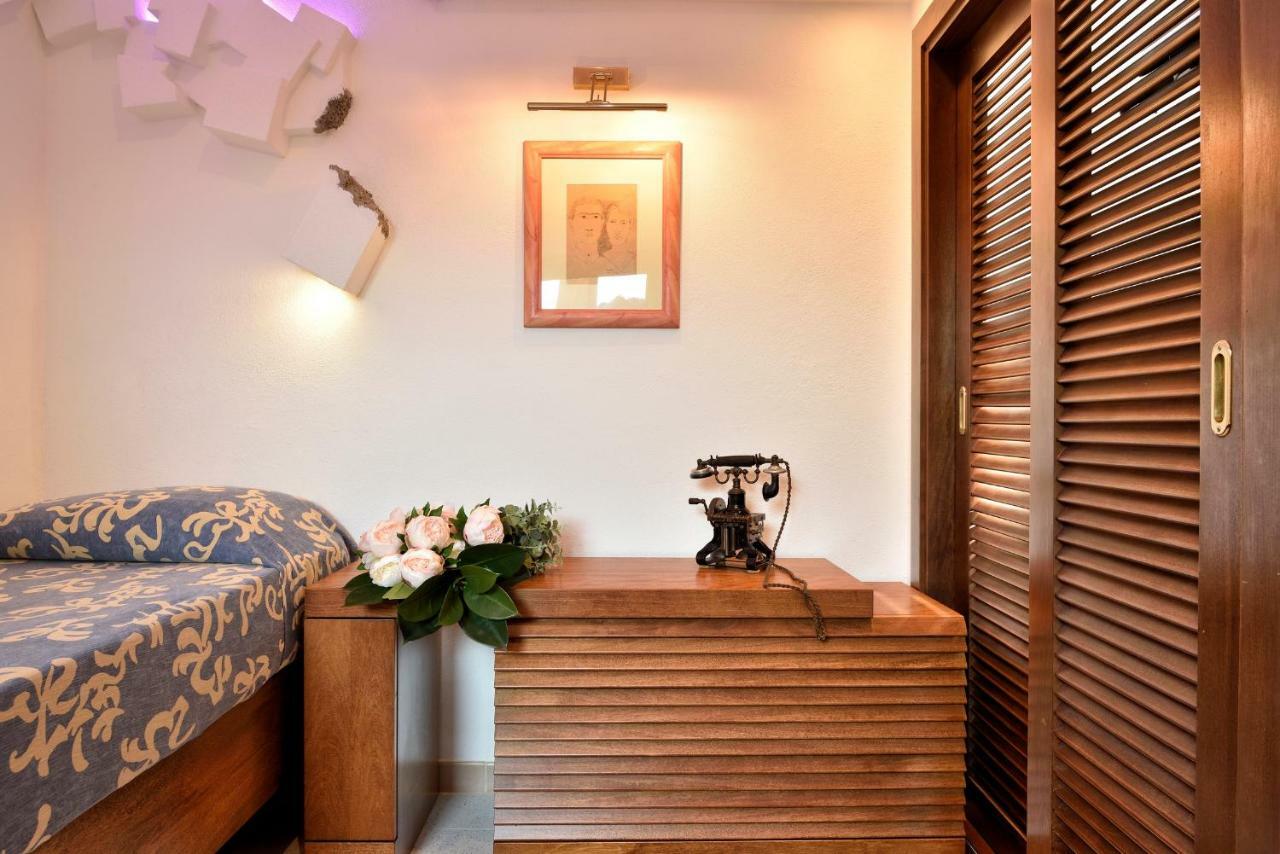 Residence L'Ea Di Lavru - Appartamenti Mono-Bilo-Trilocali 포르토산파울로 외부 사진
